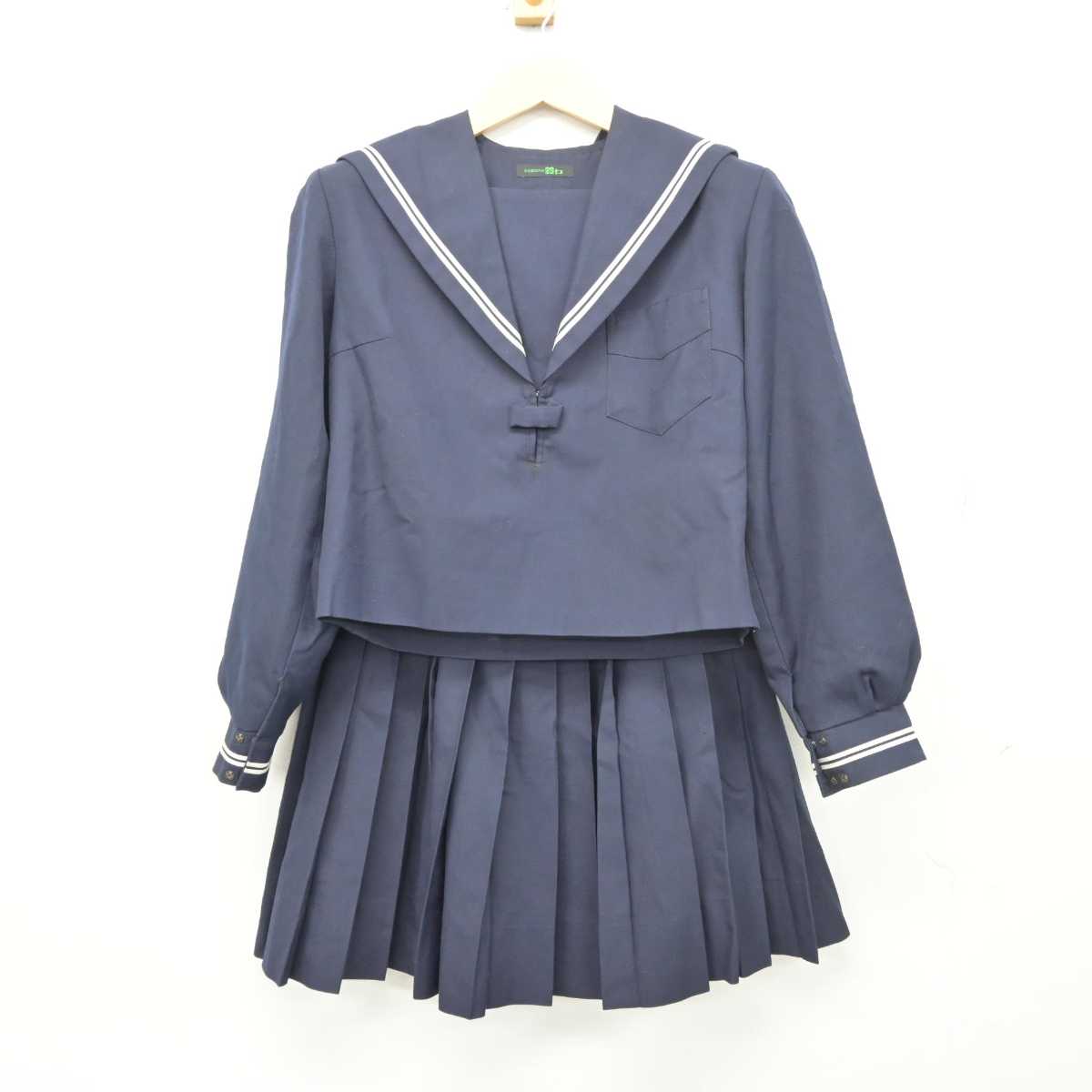 【中古】大阪府 吹田市立第六中学校 女子制服 2点 (セーラー服・スカート) sf049213