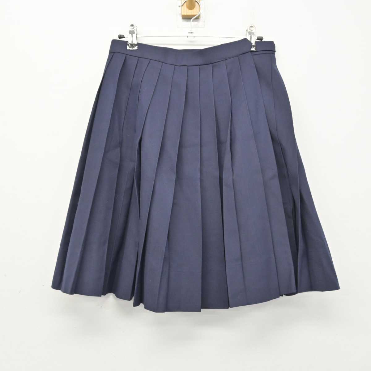 【中古】大阪府 吹田市立第六中学校 女子制服 2点 (セーラー服・スカート) sf049213