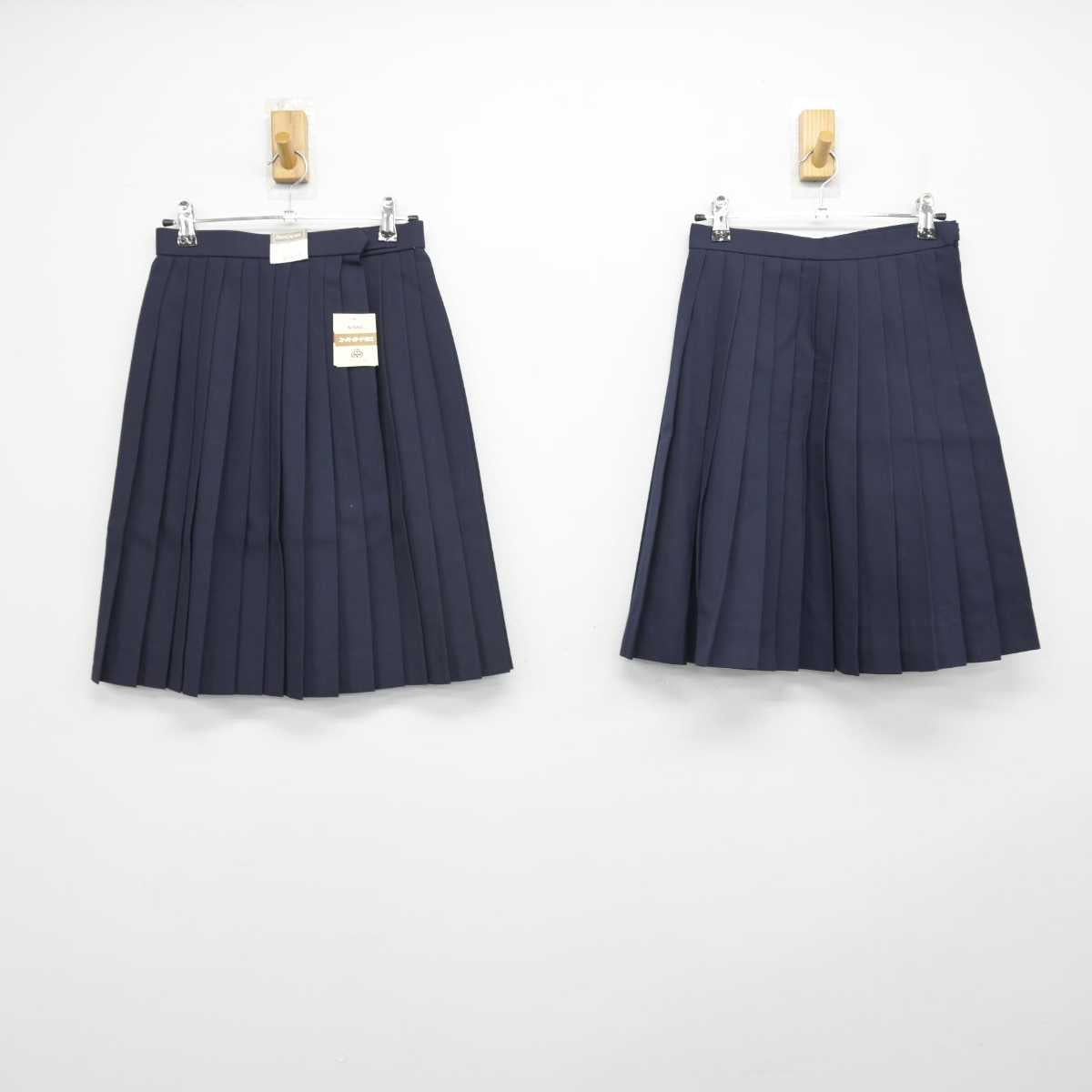 【中古】愛知県 尾西第一中学校 女子制服 2点 (スカート・スカート) sf049223