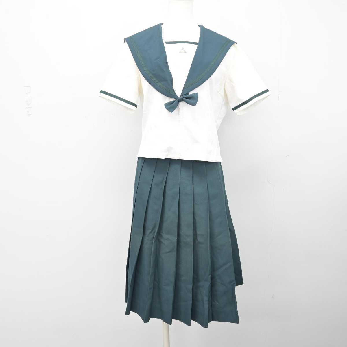 【中古】千葉県 成田国際高等学校 女子制服 5点 (セーラー服・セーラー服・スカート) sf049226