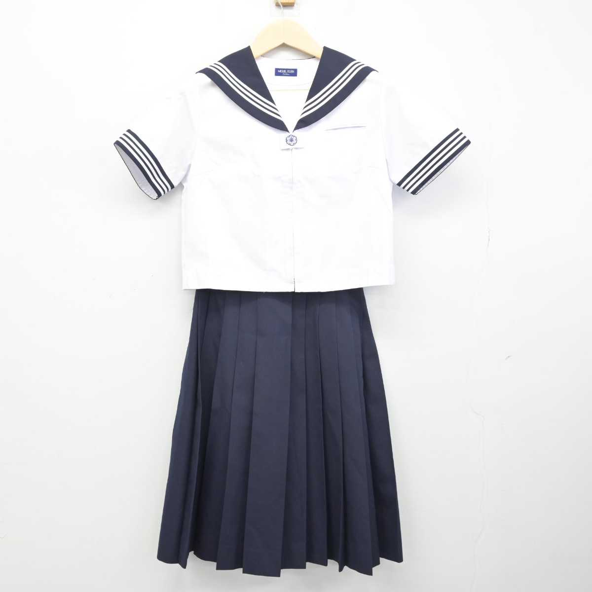 【中古】東京都 深川第二中学校 女子制服 3点 (セーラー服・スカート) sf049239