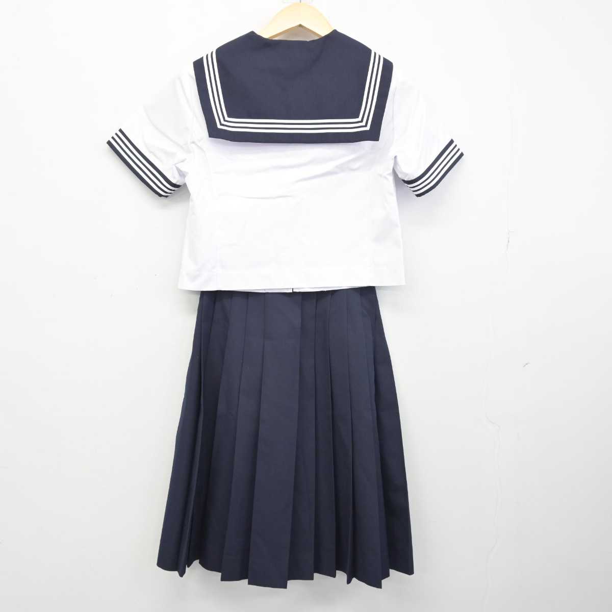 【中古】東京都 深川第二中学校 女子制服 3点 (セーラー服・スカート) sf049239