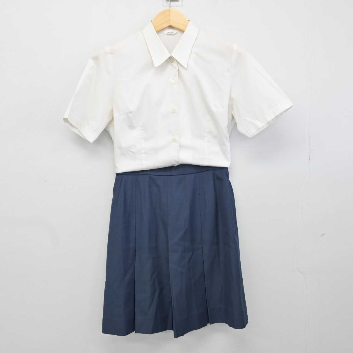 【中古】東京都 東京純心女子高等学校/旧制服 女子制服 3点 (シャツ・スカート) sf049262