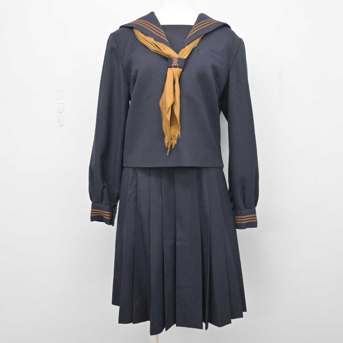 【中古】東京都 関東国際高等学校 女子制服 4点 (ニット・セーラー服・スカート) sf049339