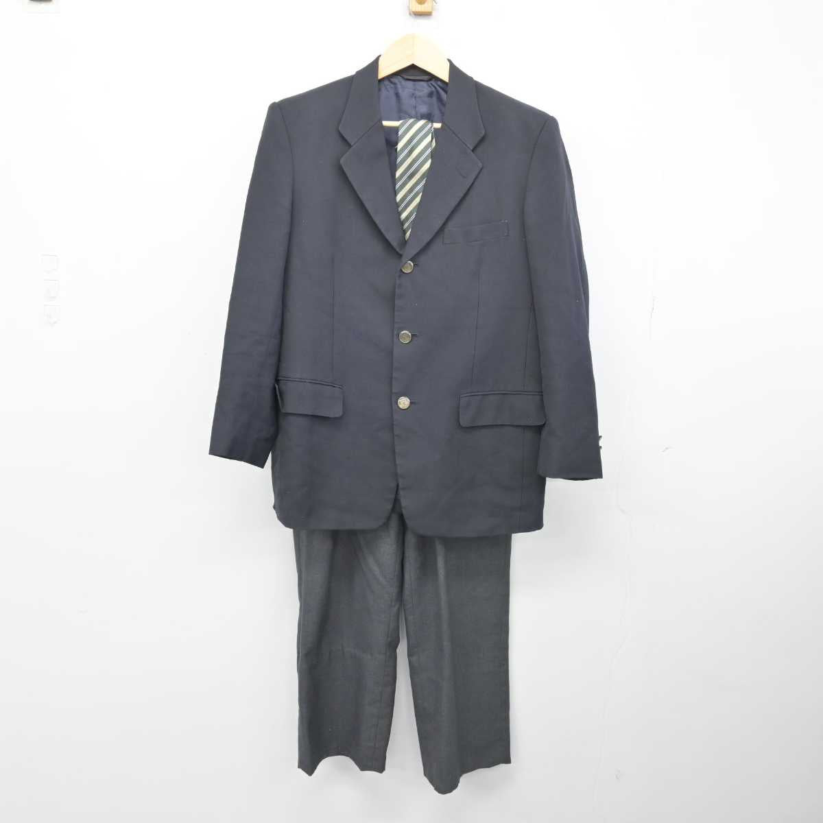 【中古】宮城県 仙台大学附属明成高等学校 男子制服 4点 (ブレザー・ニット・ズボン) sf049423