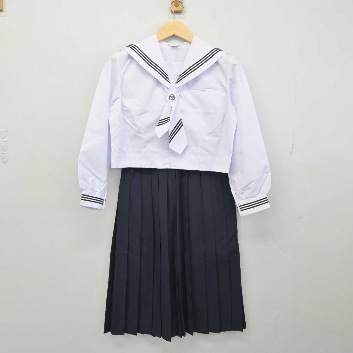 【中古】埼玉県 富士見台中学校 女子制服 3点 (セーラー服・スカート) sf049427