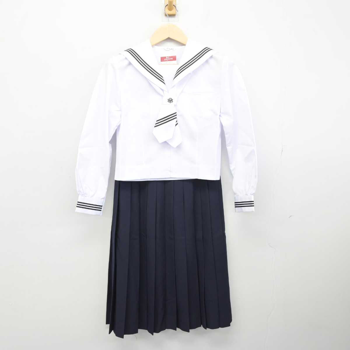 【中古】埼玉県 富士見台中学校 女子制服 5点 (セーラー服・セーラー服・スカート) sf049432