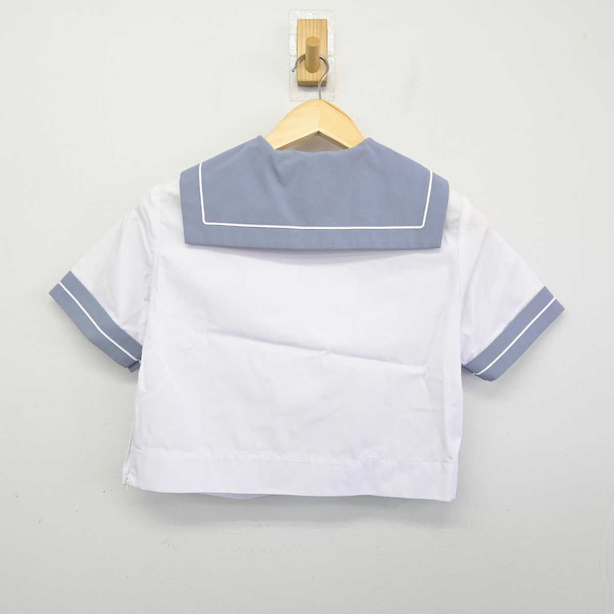 【中古】熊本県 益城中学校 女子制服 2点 (セーラー服・スカート) sf049447