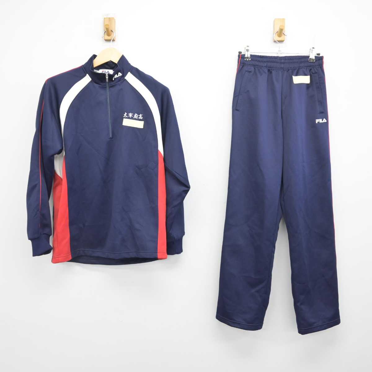 【中古】福岡県 太宰府高等学校 女子制服 2点 (ジャージ 上・ジャージ 上) sf049504