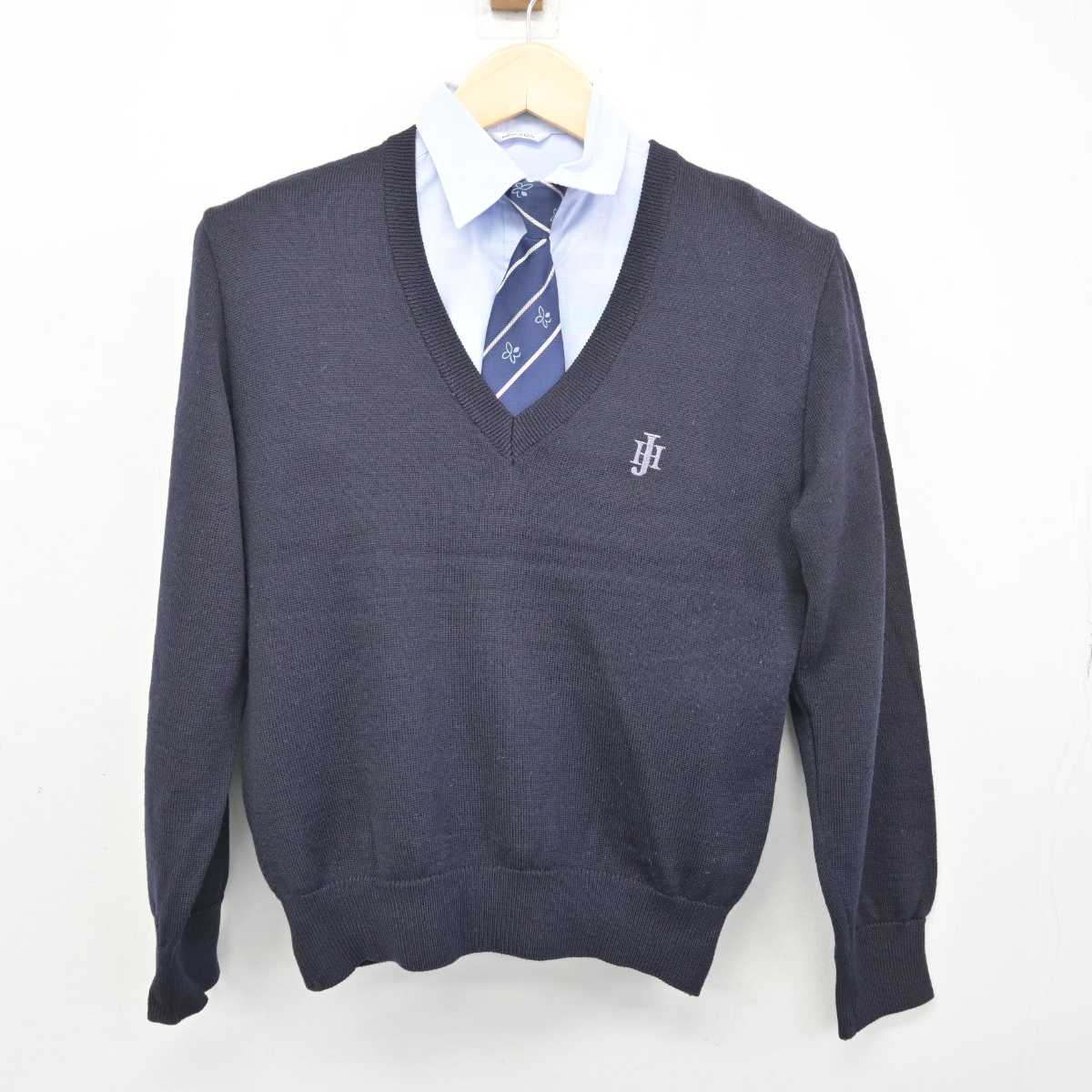 【中古】福岡県 純真高等学校 女子制服 3点 (ニット・シャツ) sf049532