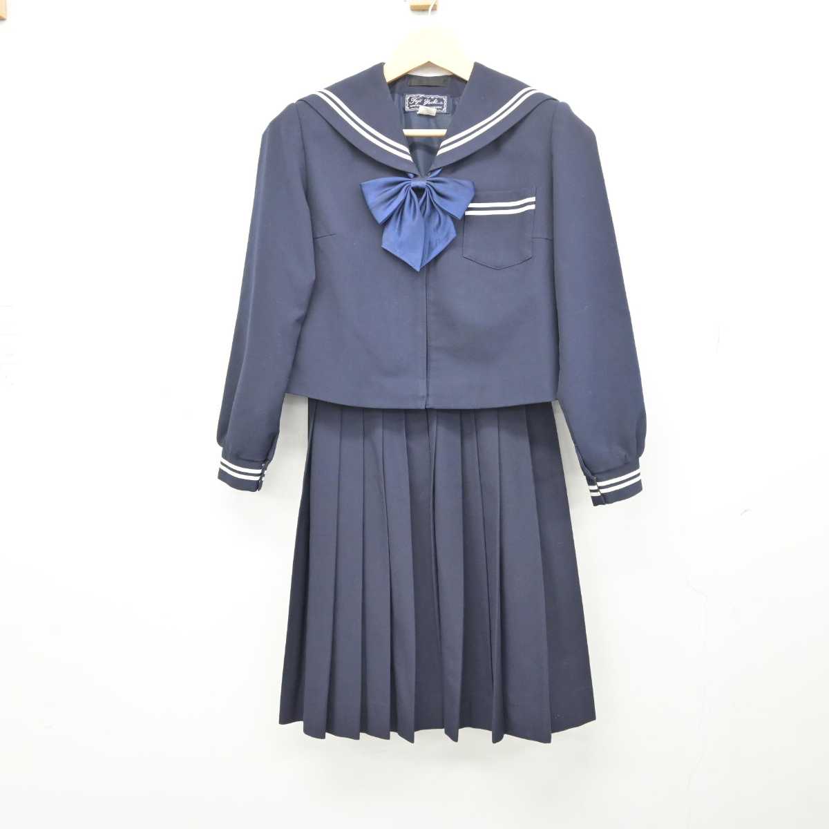 【中古】青森県 柏中学校 女子制服 3点 (セーラー服・スカート) sf049579