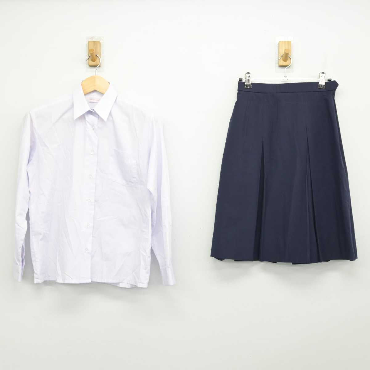 【中古】大阪府 寝屋川市立第七中学校 女子制服 2点 (シャツ・スカート) sf049748