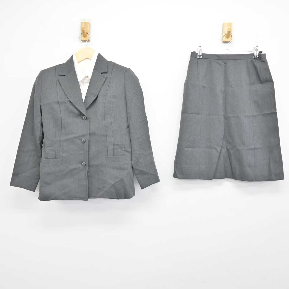 【中古】東京都 聖心女子大学 女子制服 3点 (ブレザー・シャツ・スカート) sf049795