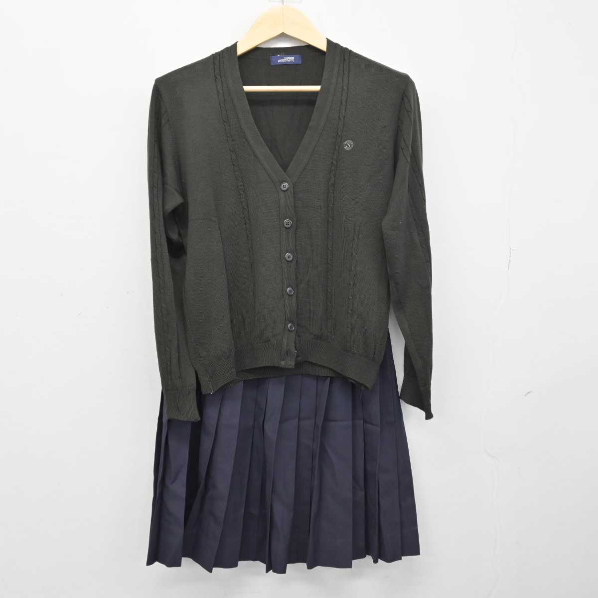 【中古】千葉県 八千代松陰高等学校 女子制服 3点 (ブレザー・ニット・スカート) sf049827