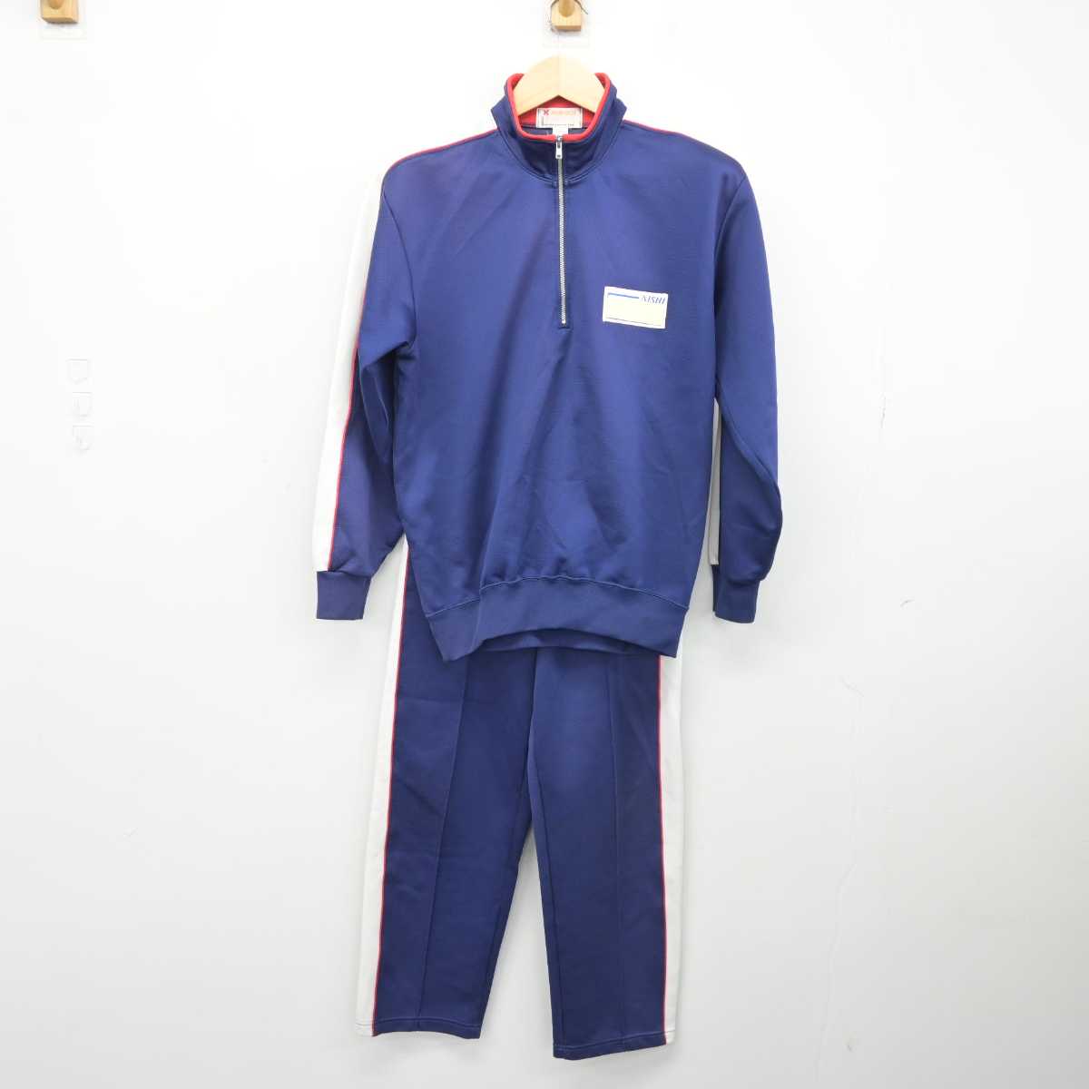 【中古】埼玉県 鷲宮西中学校 女子制服 2点 (ジャージ 上・ジャージ 下) sf049904