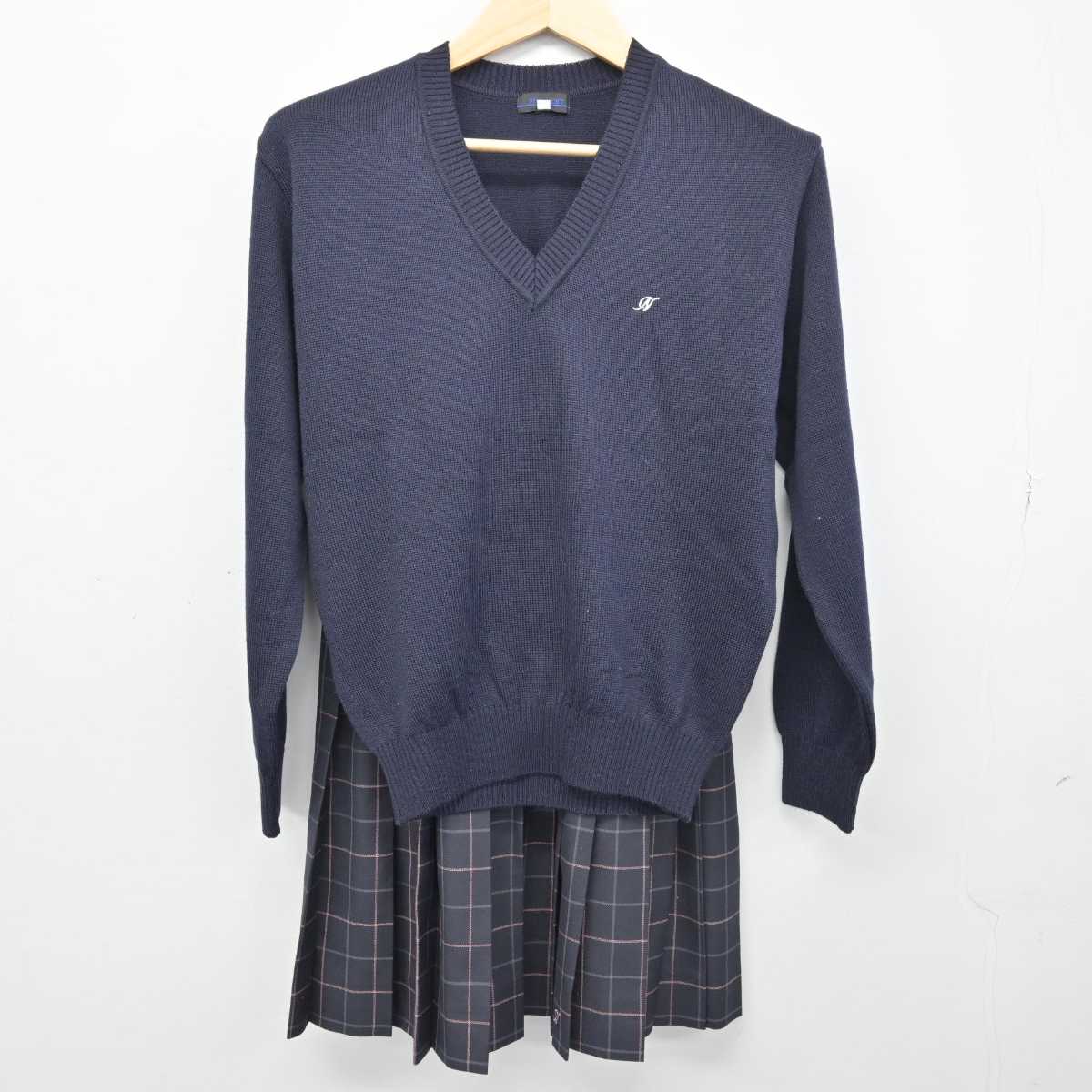 【中古】東京都 日本橋高等学校 女子制服 4点 (ブレザー・ニット・スカート) sf049953