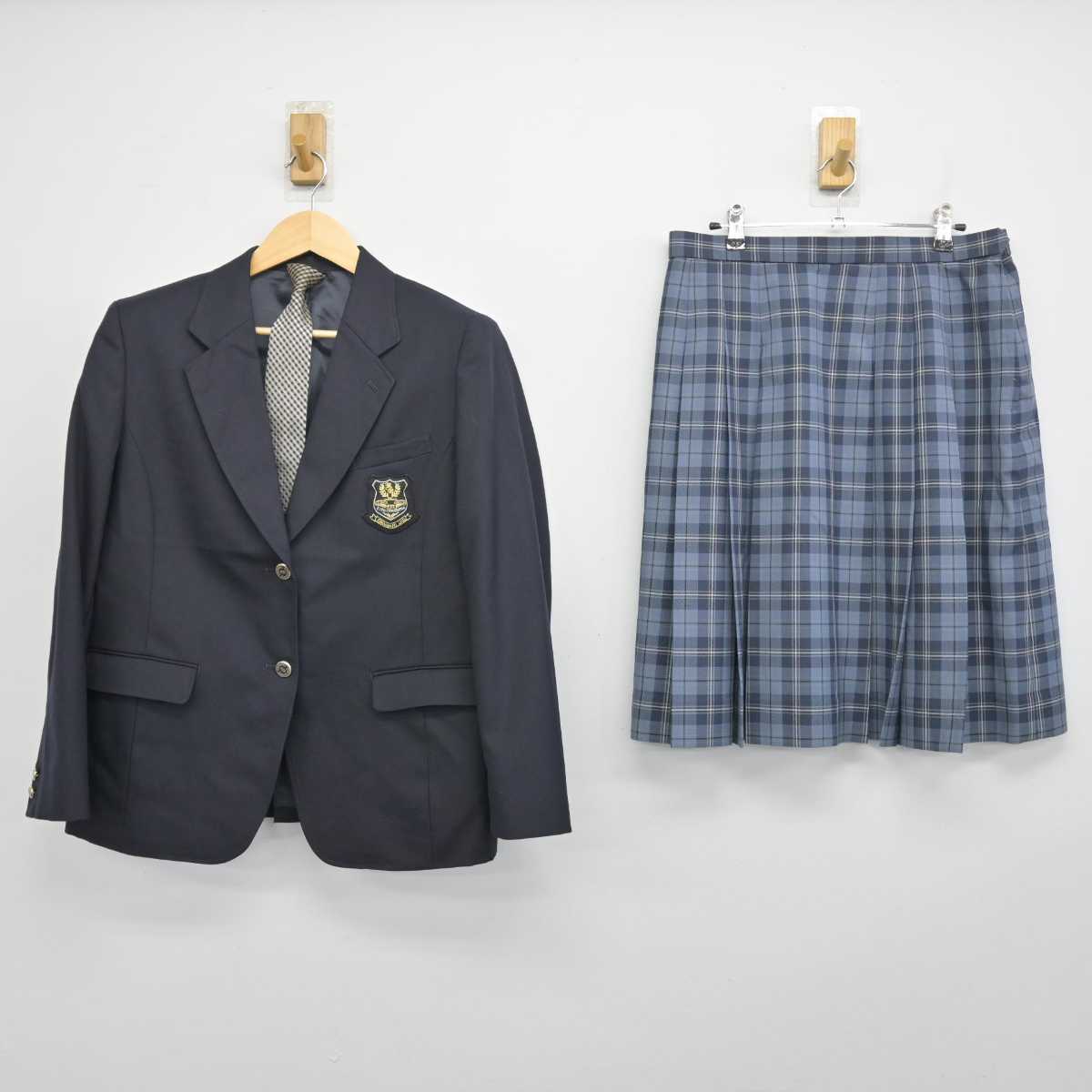 【中古】広島県 大曲中学校 女子制服 4点 (ブレザー・スカート・スカート) sf049973