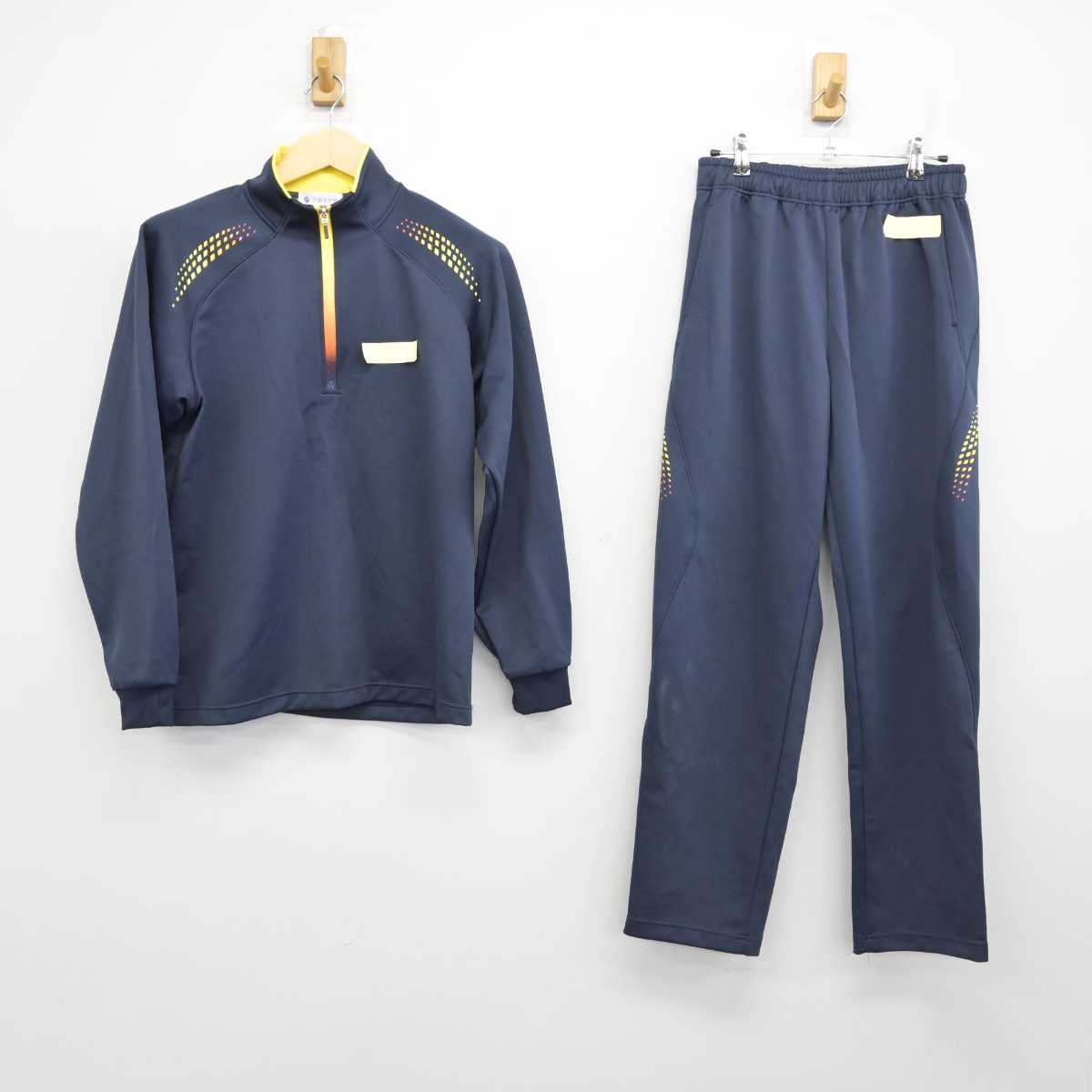 【中古】福岡県 久留米信愛中学校・高等学校 女子制服 2点 (ジャージ 上・ジャージ 下) sf050067