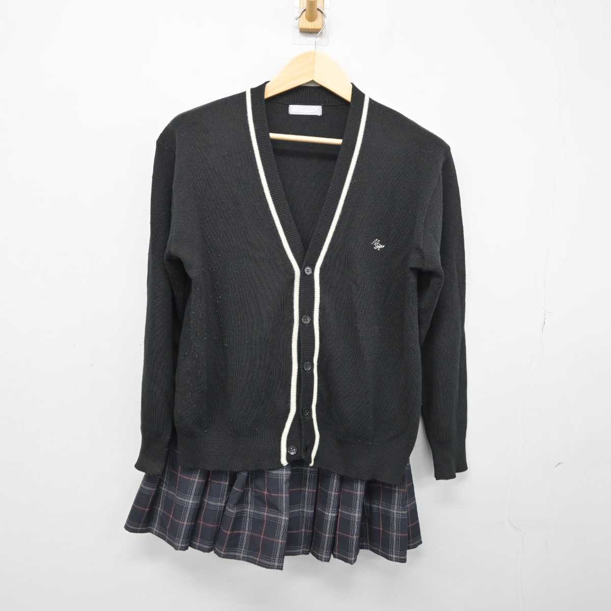 【中古】大阪府 守口東高等学校 女子制服 2点 (ニット・スカート) sf050212