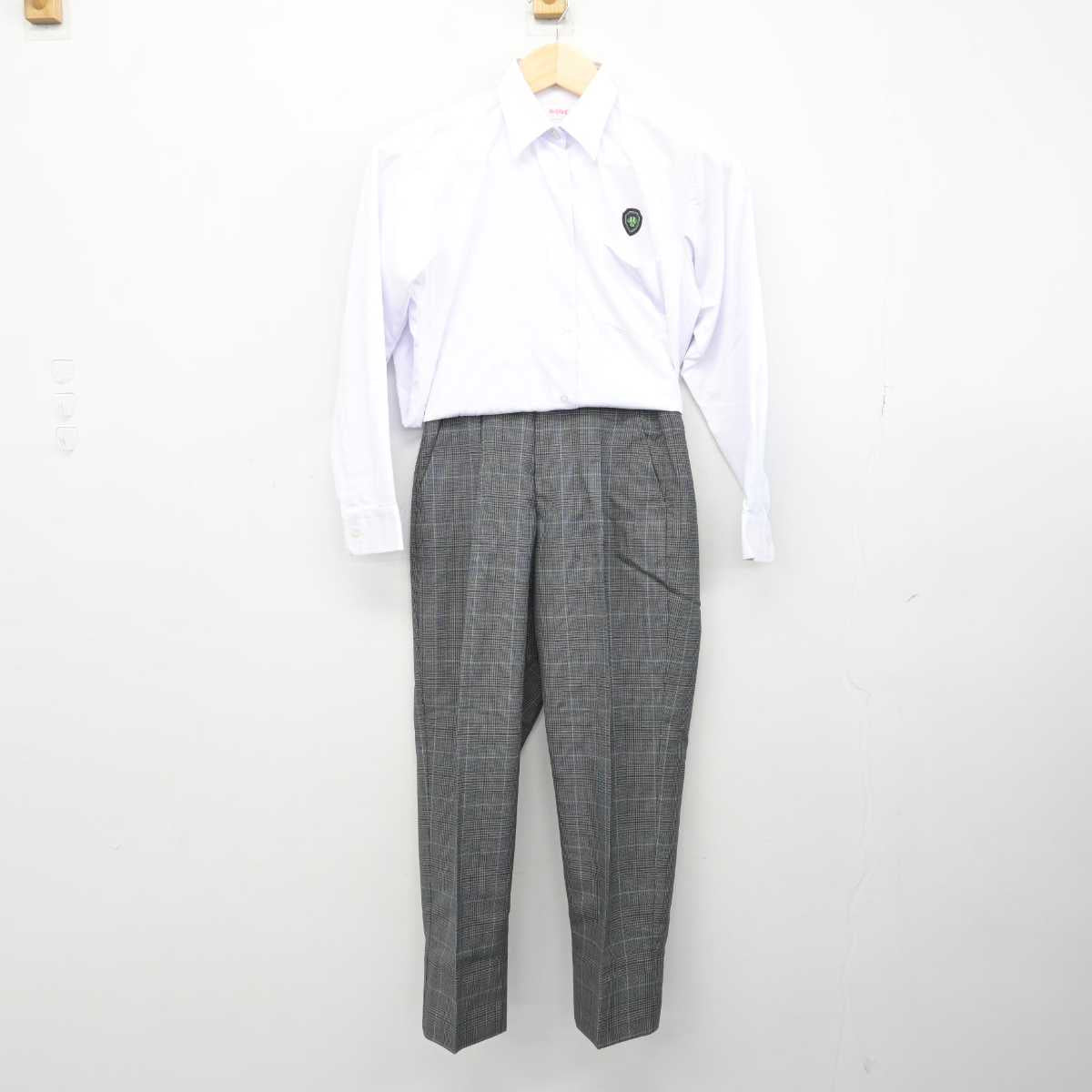 【中古】兵庫県 上ヶ原中学校 女子制服 2点 (シャツ・ズボン) sf050274