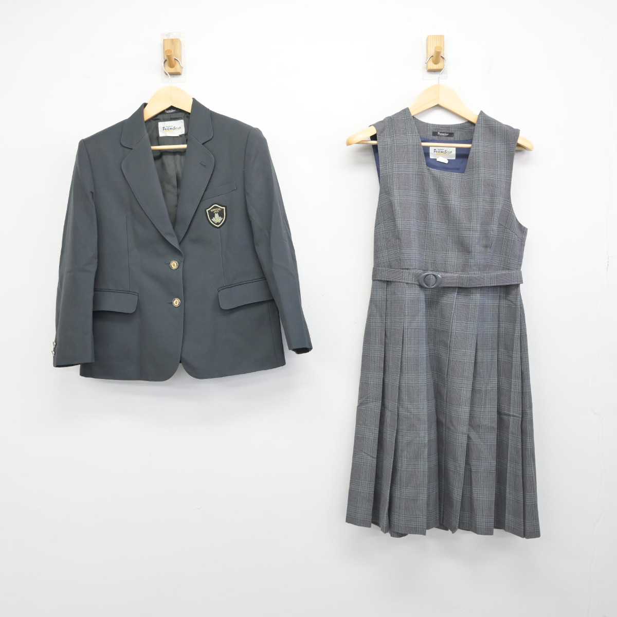 【中古】東京都 小松中学校 女子制服 2点 (ブレザー・ジャンパースカート) sf050300