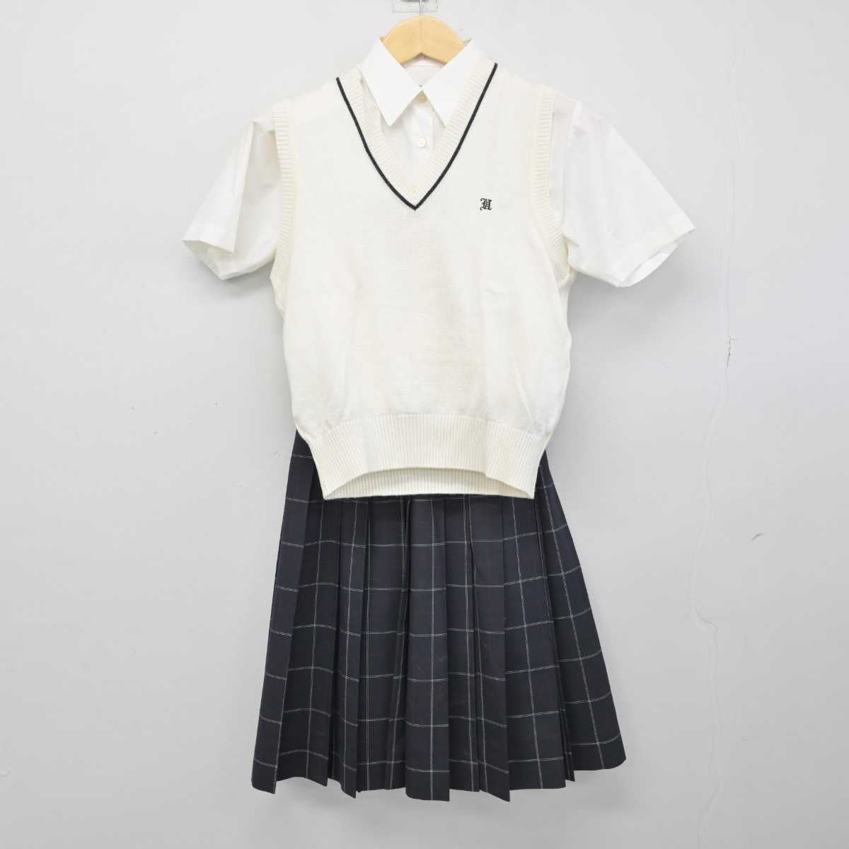 【中古】埼玉県 本庄東高等学校附属中学校 女子制服 3点 (シャツ・ニットベスト・スカート) sf050313