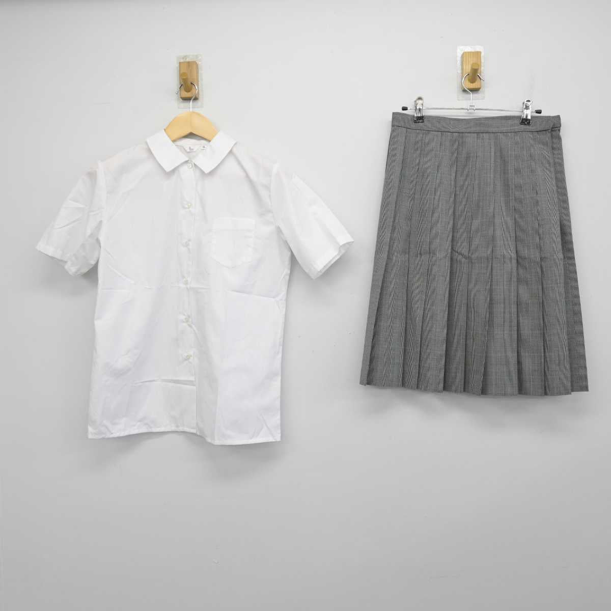 【中古】埼玉県 熊谷農業高等学校 女子制服 2点 (シャツ・スカート) sf050379