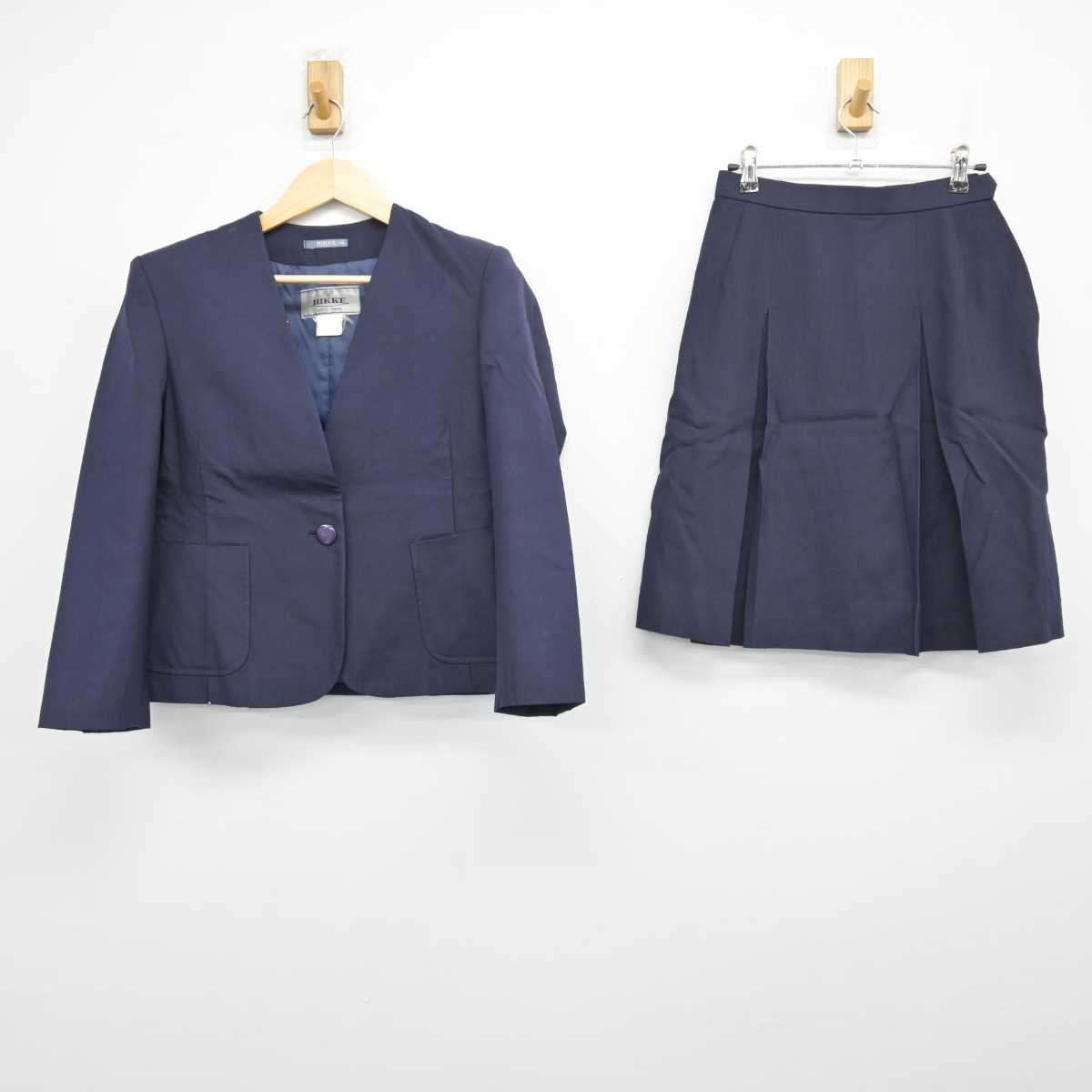 【中古】滋賀県 八幡高等学校 女子制服 2点 (ブレザー・スカート) sf050409