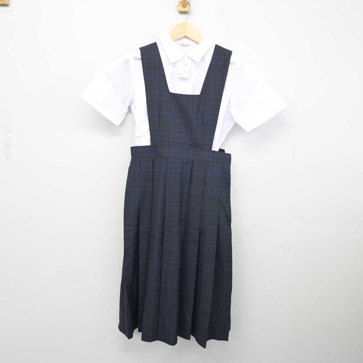 【中古】福岡県 松崎中学校 女子制服 2点 (シャツ・ジャンパースカート) sf050423