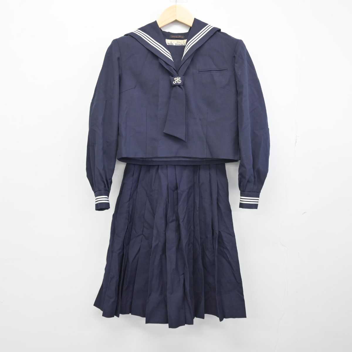 【中古】埼玉県 栗橋東中学校 女子制服 3点 (セーラー服・スカート) sf050531