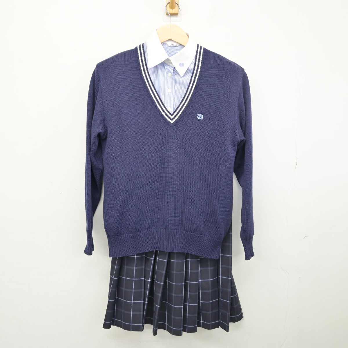 【中古】福岡県 若松商業高等学校 女子制服 4点 (ブレザー・ニット・シャツ・スカート) sf050547