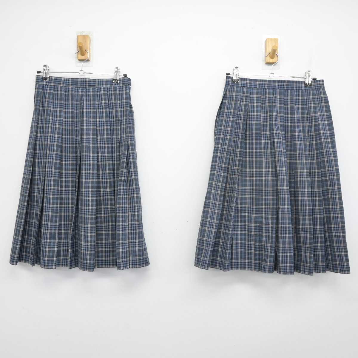 【中古】秋田県 秋田市立桜中学校 女子制服 3点 (ブレザー・スカート・スカート) sf050746