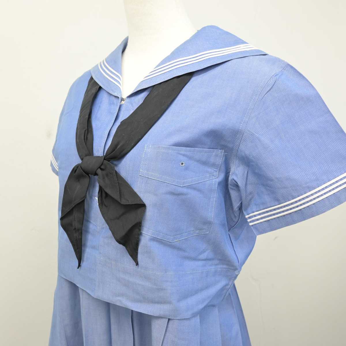 【中古】福岡県 福岡女学院高等学校 女子制服 3点 (セーラー服・ジャンパースカート) sf050797