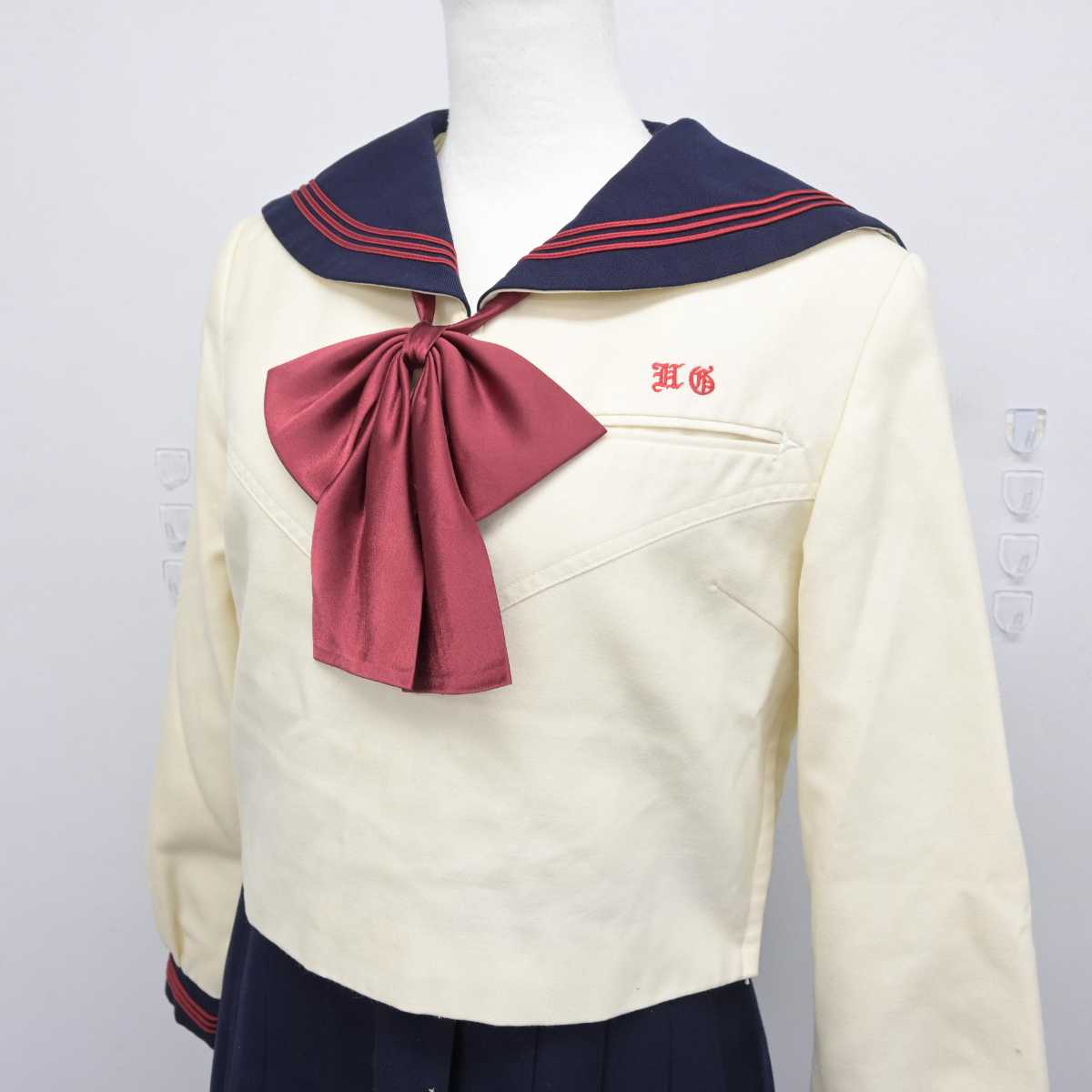 【中古】福岡県 博多女子中学校 女子制服 3点 (セーラー服・ジャンパースカート) sf050868