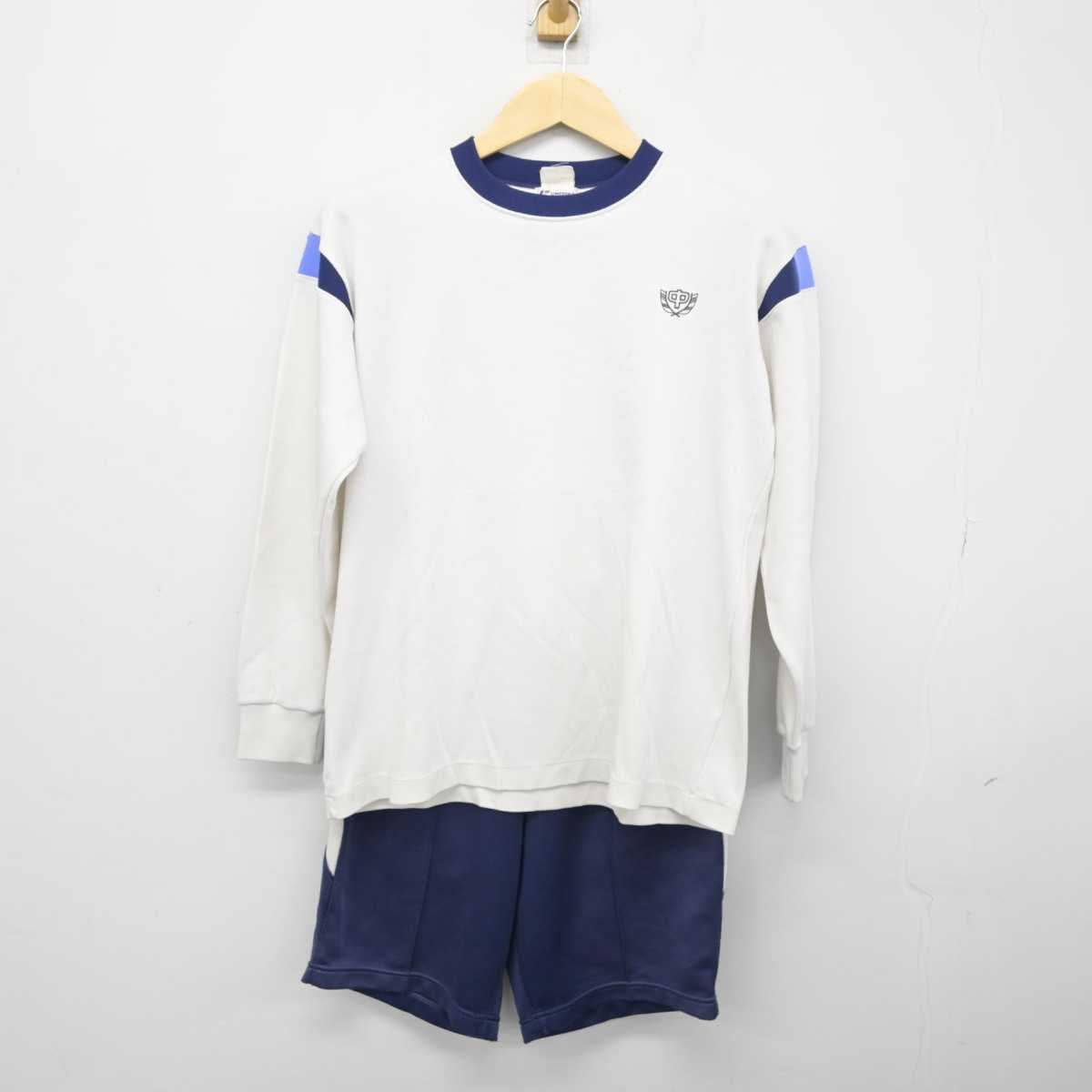 【中古】奈良県 片桐中学校 女子制服 3点 (体操服 上・体操服 上・体操服 下) sf050893