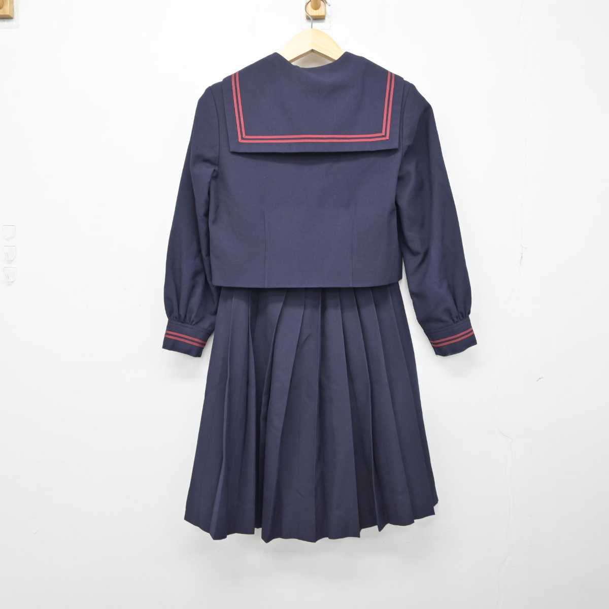 【中古】山梨県 猿橋中学校 女子制服 3点 (セーラー服・スカート) sf050909