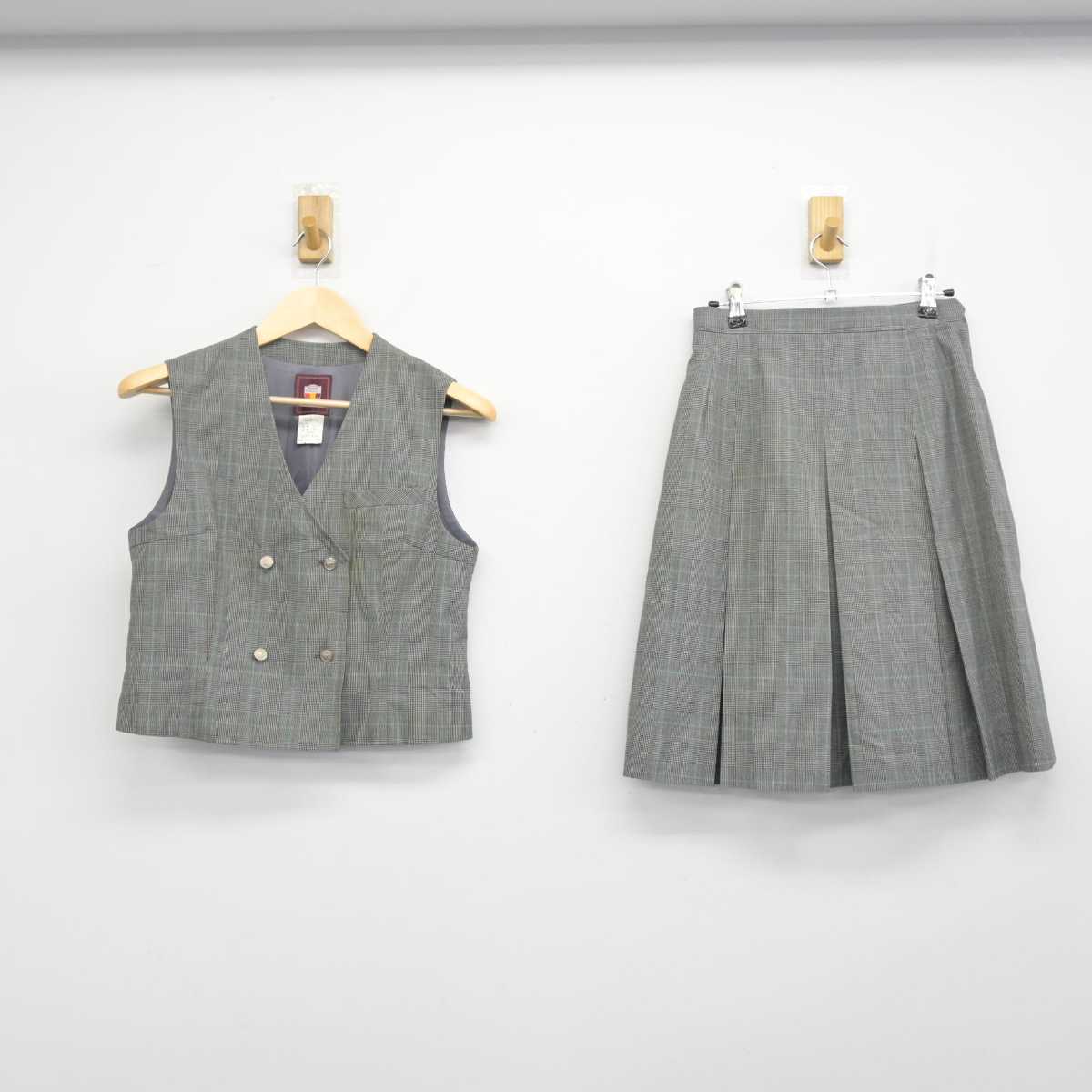 【中古】千葉県 周西中学校 女子制服 2点 (ベスト・スカート) sf051001