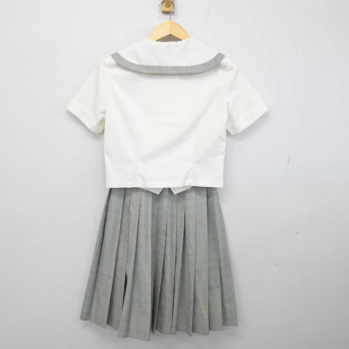 【中古】福岡県 中間高等学校 女子制服 4点 (セーラー服・スカート) sf051055