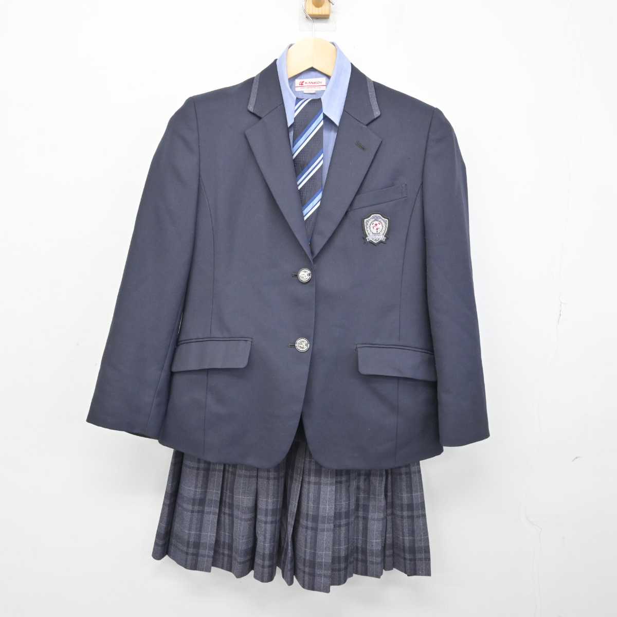 【中古】東京都 朋優学院高等学校 女子制服 4点 (ブレザー・シャツ・スカート) sf051060