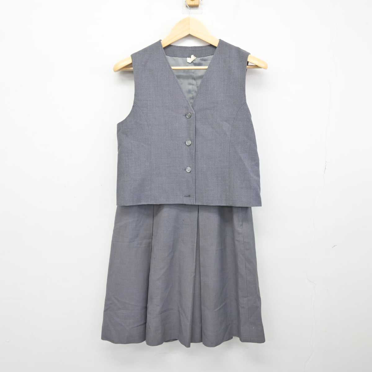 【中古】 学校名不明 女子制服 2点 (ベスト・スカート) sf051084