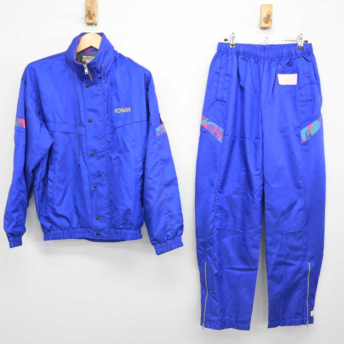 【中古】群馬県 高崎市立高南中学校 女子制服 2点 (ジャージ 上・ジャージ 下) sf051093