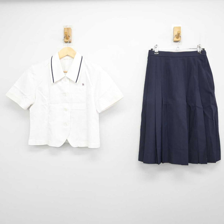 【中古】鹿児島県 国分中央高等学校 女子制服 2点 (シャツ・スカート) sf051211