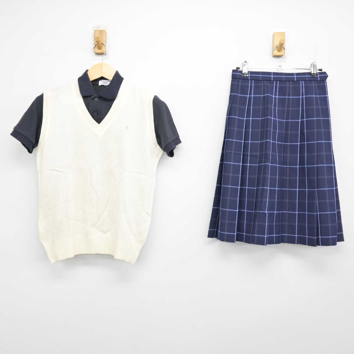 【中古】東京都 駒込高等学校 女子制服 3点 (ニットベスト・シャツ・スカート) sf051251