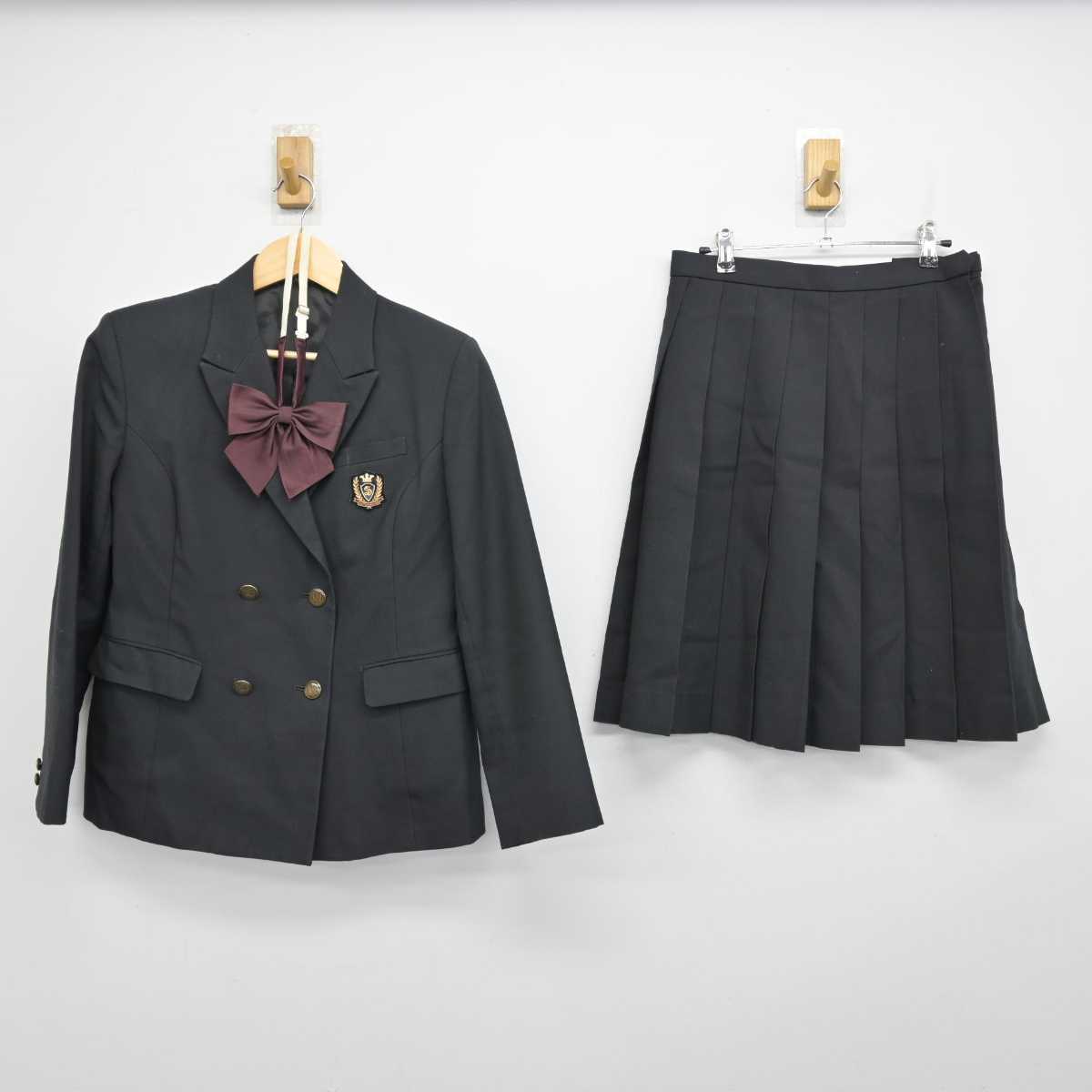 【中古】埼玉県 埼玉栄高等学校 女子制服 3点 (ブレザー・スカート) sf051263