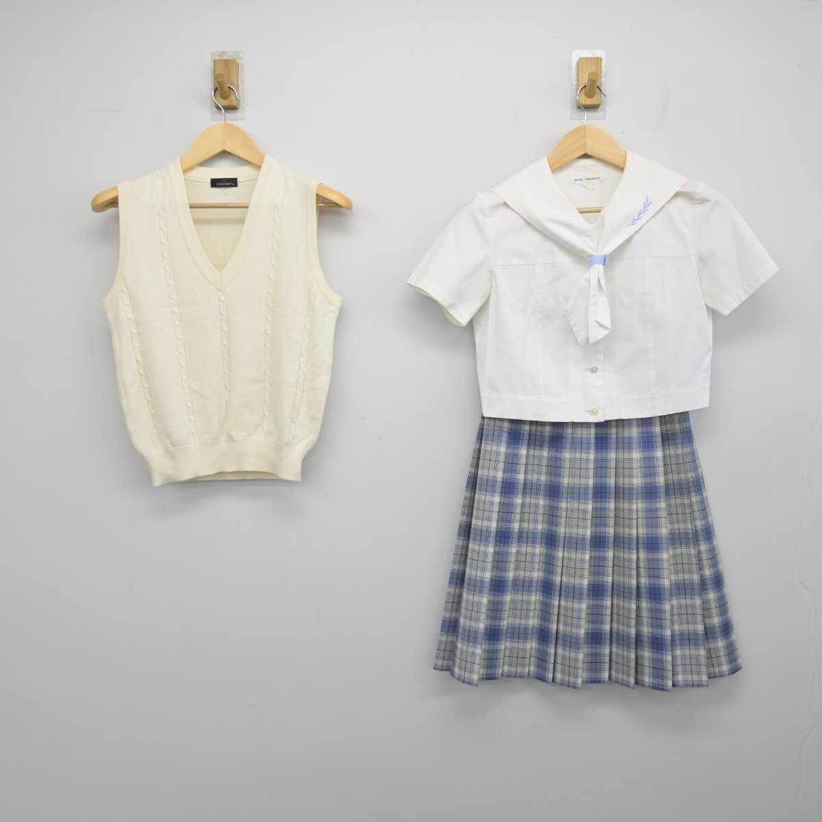 【中古】愛知県 名城大学附属高等学校 女子制服 3点 (セーラー服・ニットベスト・スカート) sf051339