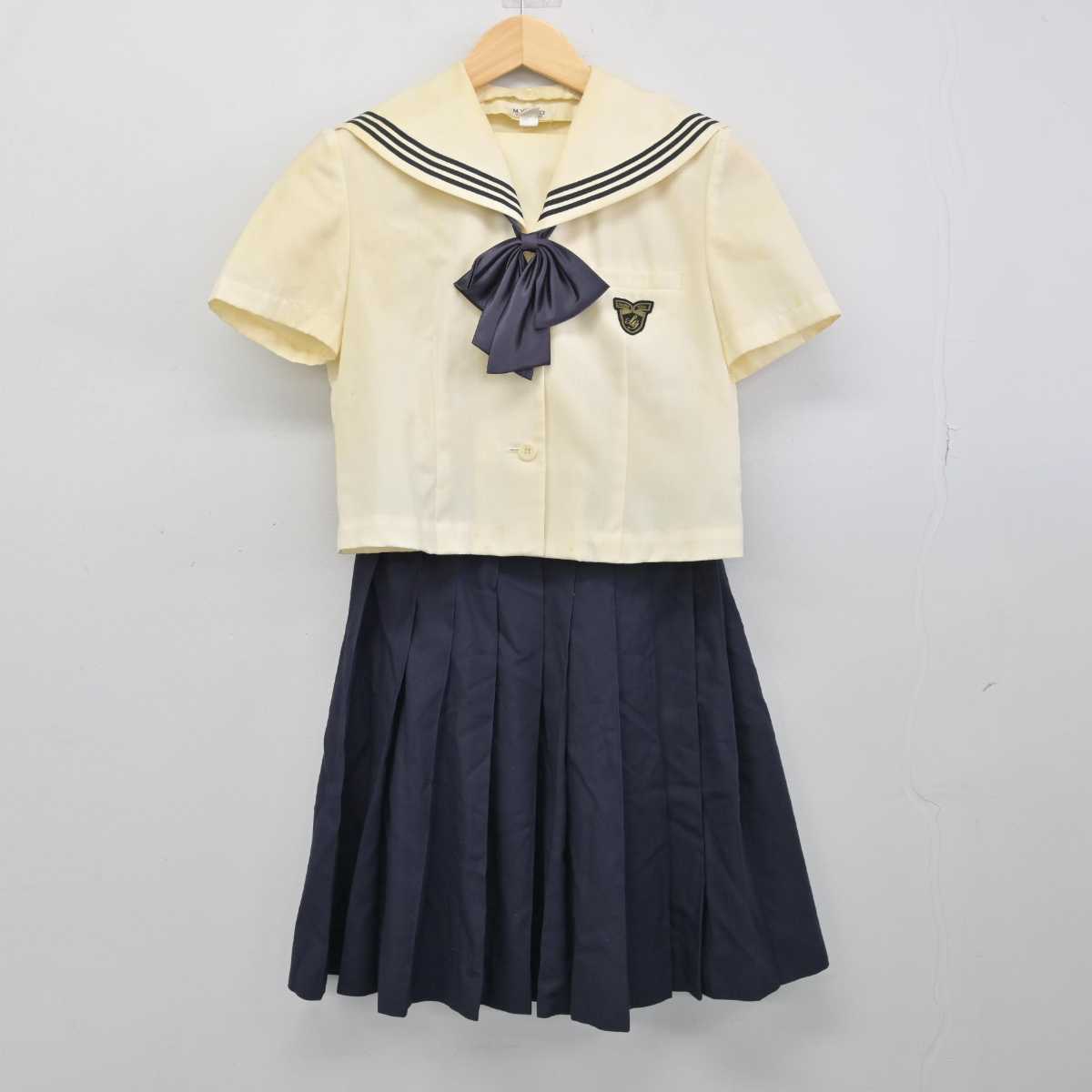 【中古】東京都 淑徳中学校・高等学校 女子制服 3点 (セーラー服・スカート) sf051370