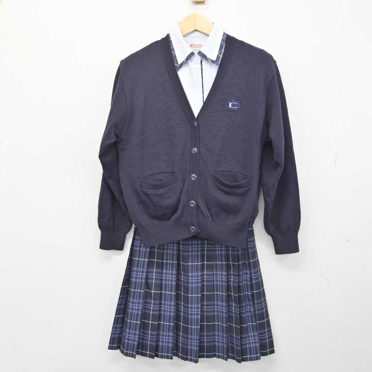 【中古】茨城県 茨城キリスト教学園高等学校 女子制服 3点 (ニット・シャツ・スカート) sf051423