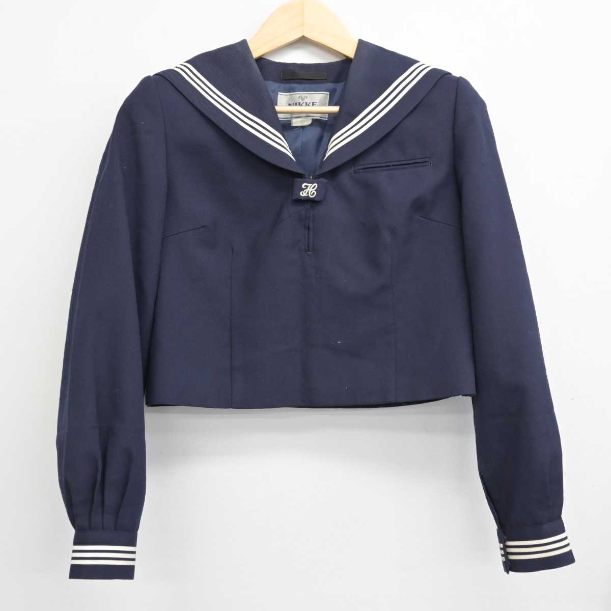 【中古】埼玉県 栗橋東中学校 女子制服 2点 (セーラー服・スカート) sf051506