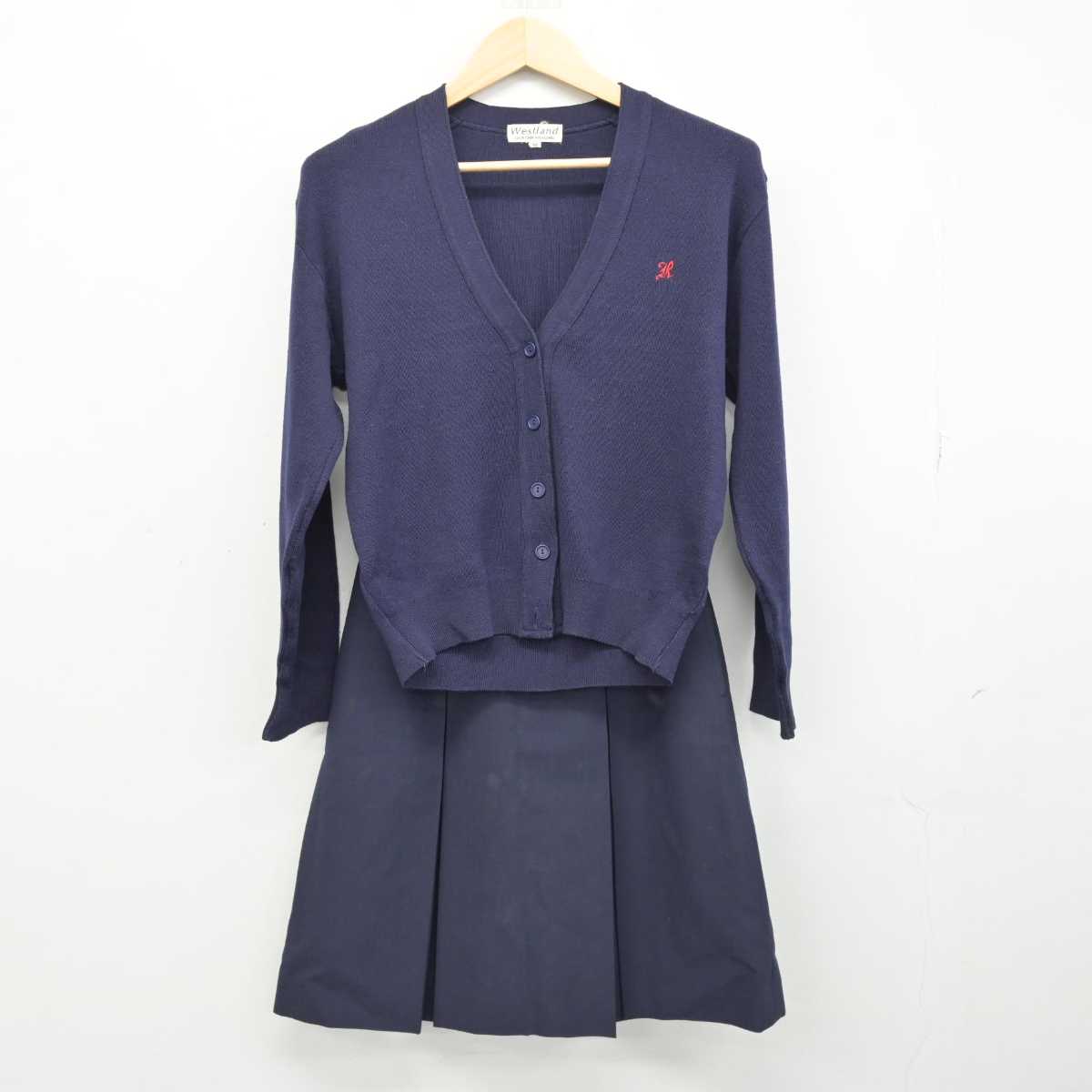 【中古】石川県 鹿西高等学校 女子制服 2点 (ニット・スカート) sf051510