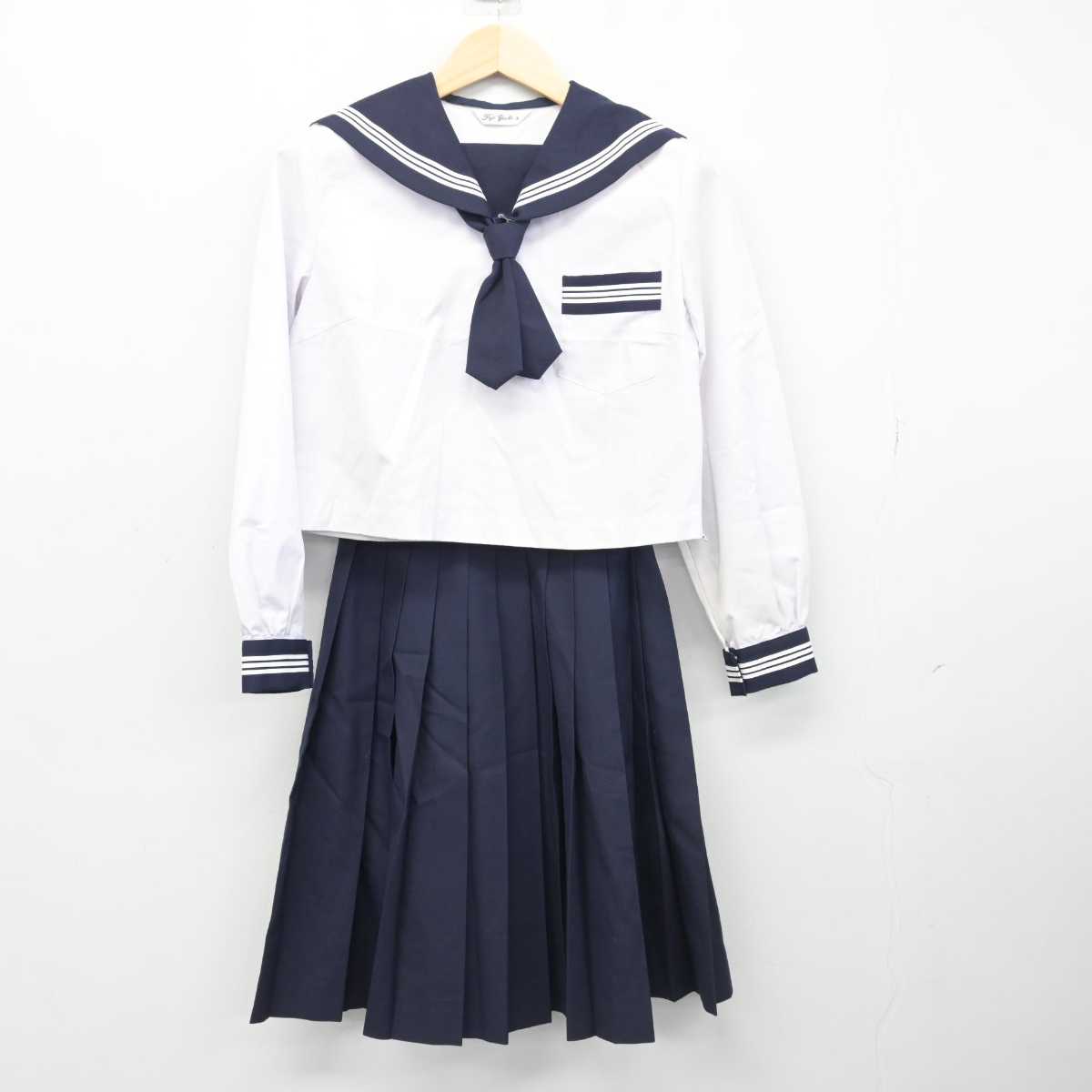 【中古】北海道 士幌中央中学校 女子制服 5点 (セーラー服・セーラー服・スカート) sf051681